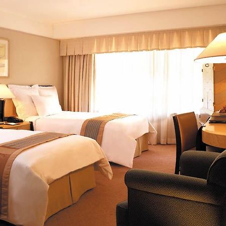 Renaissance Kowloon Hotel هونغ كونغ الغرفة الصورة