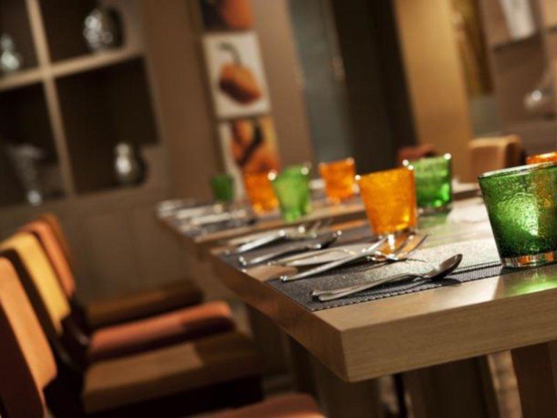 Renaissance Kowloon Hotel هونغ كونغ المظهر الخارجي الصورة